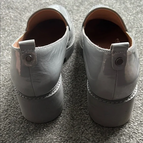 Naturalizer Gray Flats Sleek Minimalist Design - Picture 4 of 6